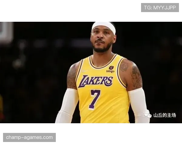 安东尼无球牵制改变对手防守布局